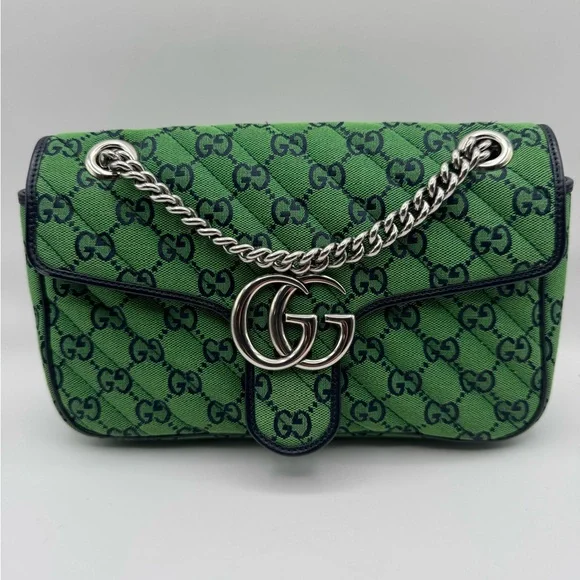 Gucci GG Canvas Small Marmont Matelassê Shoulder bag. - Picture 2 of 15